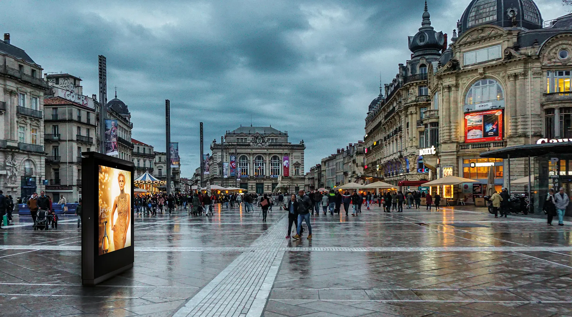 EFS totem LED location